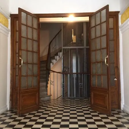 2 Pieces Centre 5min Plage Apartment