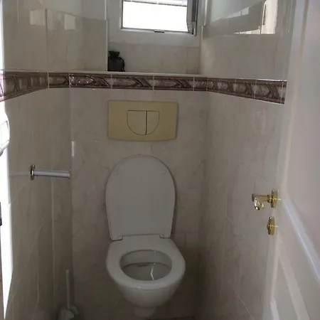 2 Pieces Centre 5min Plage Apartment *